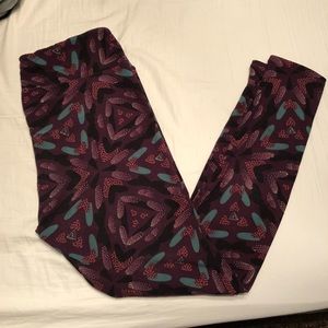 Triangle Pattern TC LuLaroe Leggings